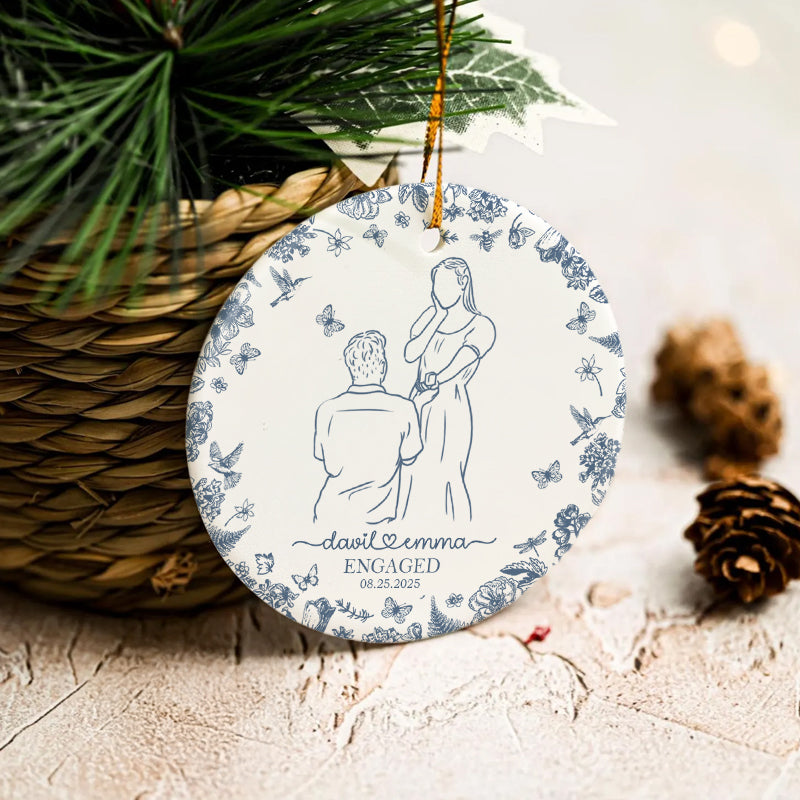 Wedding Couple Line Art - First Christmas Married, Newlywed, Anniversary Gift - Personalized Circle Ceramic Ornament