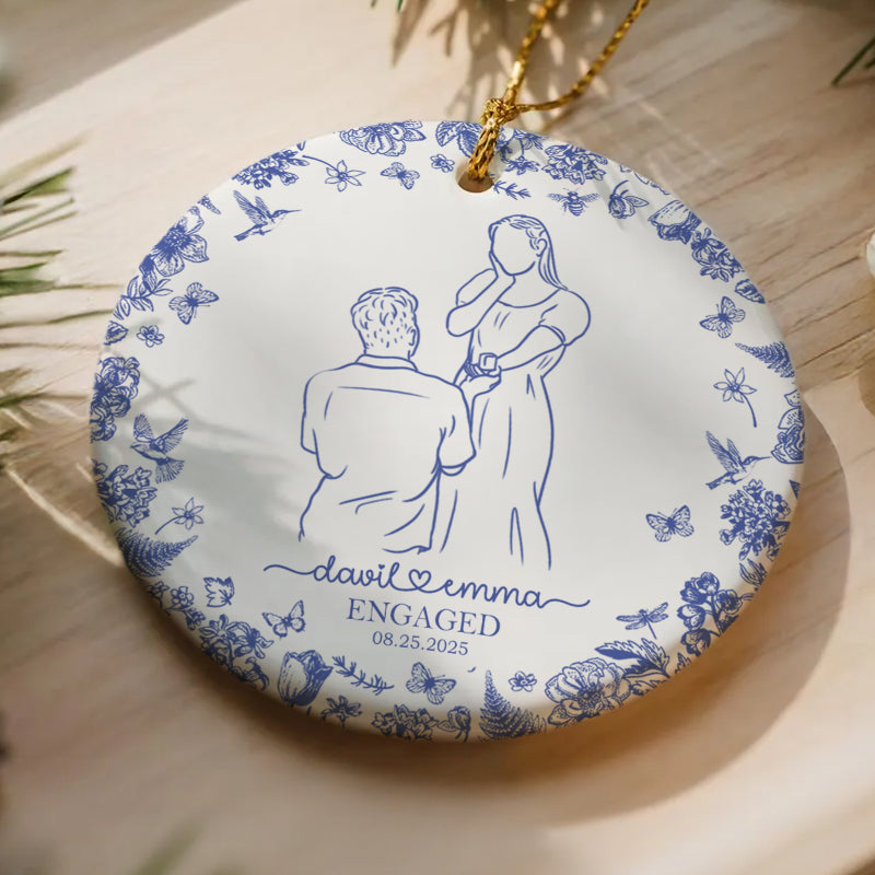 Wedding Couple Line Art - First Christmas Married, Newlywed, Anniversary Gift - Personalized Circle Ceramic Ornament