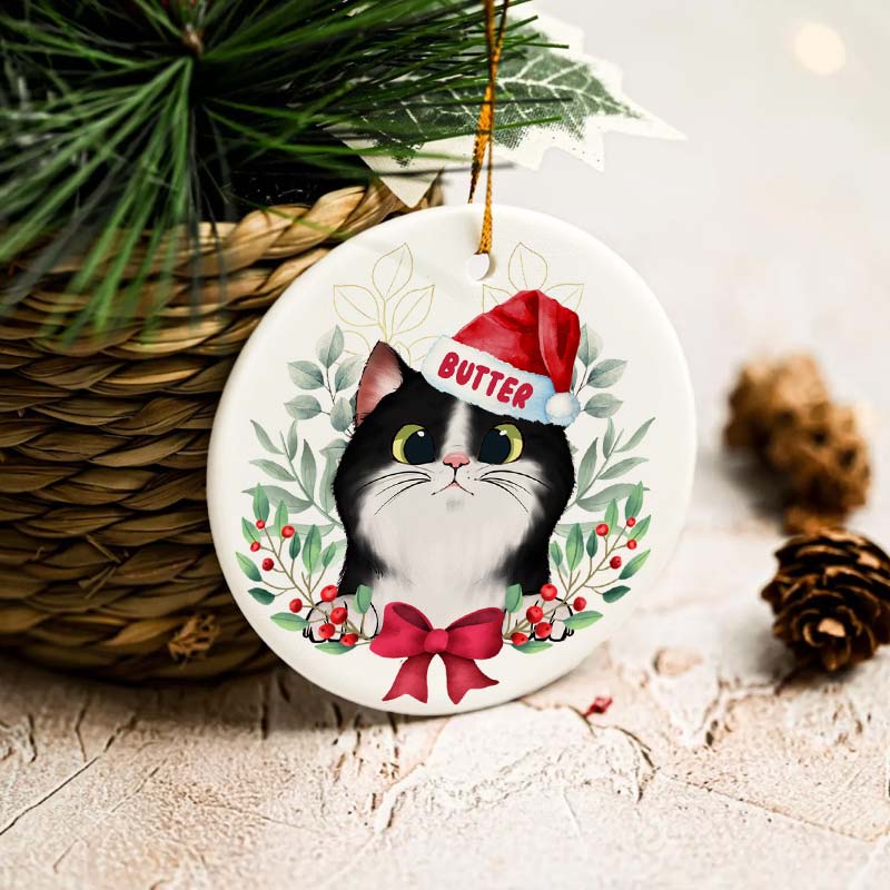 Peeking Cat Christmas - Personalized Circle Ceramic Ornament