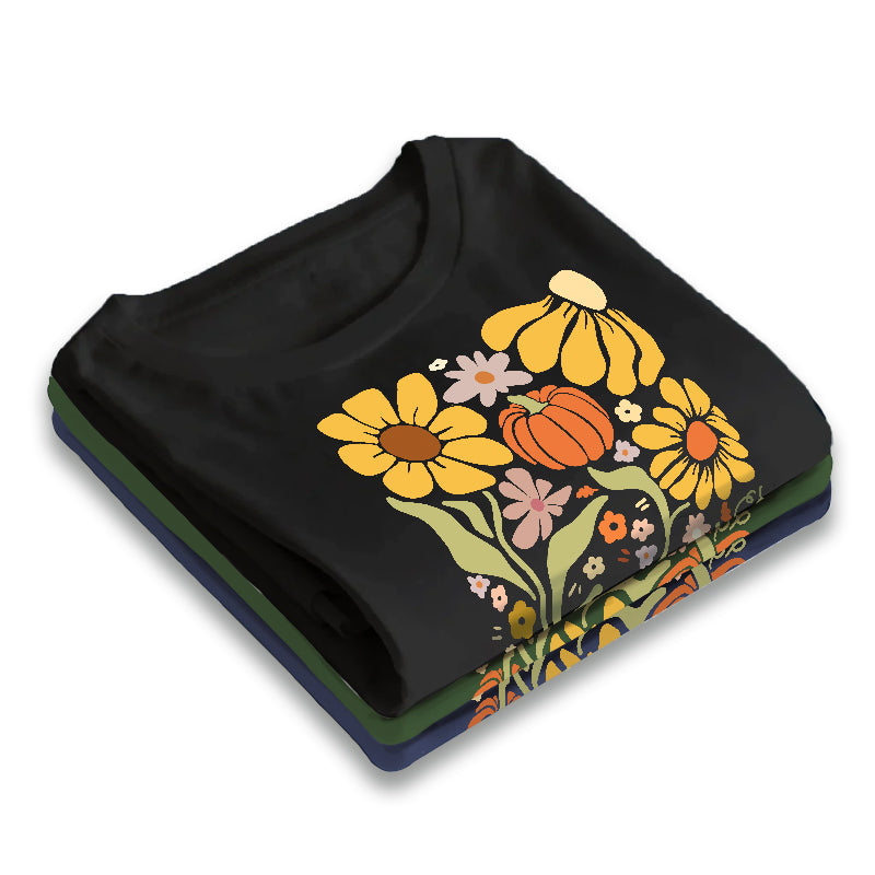 Retro Fall Pumpkin & Daisy Floral - Personalized T-Shirt